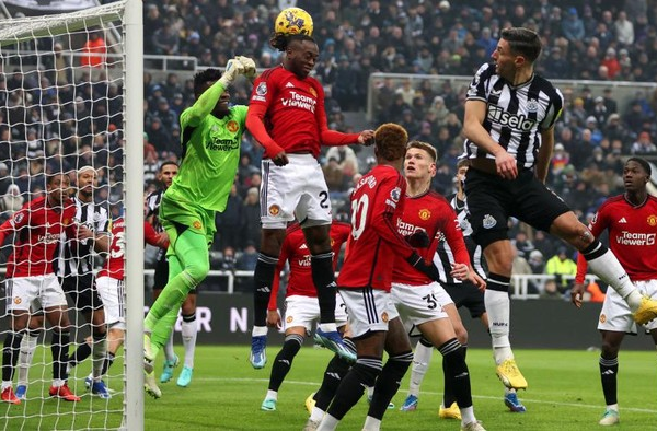 Manchester United Siap Buka Lapak! MU Jual Banyak Pemain!