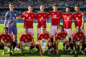 Manchester United Jual Gelandang ini ke Rangers?