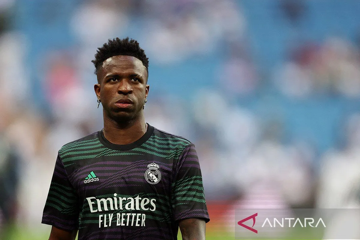 Pelatih Real Madrid Tegaskan Transfer Vinícius Júnior Cuma Spekulasi