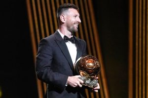 Messi dan Ronaldo Gak Masuk Nominasi Ballon d'Or? Memang Seharusnya Begitu