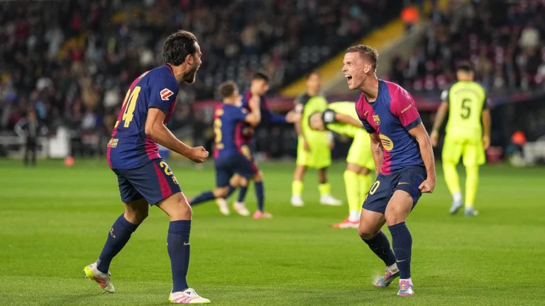 Barcelona Mengejar Mahkota Tiga