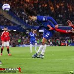Marc Cucurella Bawa Chelsea Taklukkan MU
