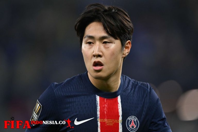 Gol Lee Kang-in Diblur