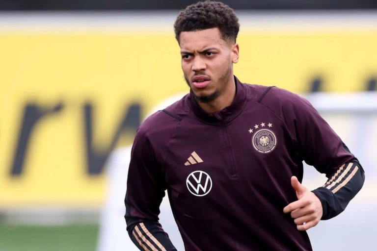 Felix Nmecha Diburu MU!