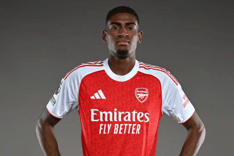 Cristhian Mosquera Jadi Rekrutan Kelima Arsenal
