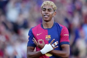 Duel Bintang Muda: Lamine Yamal vs Messi Usia 18 Tahun Duel Bintang Muda 18 tahun