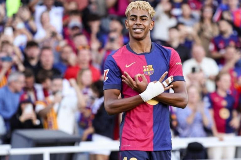 Pesta Ulang Tahun Yamal Tuai Kontroversi