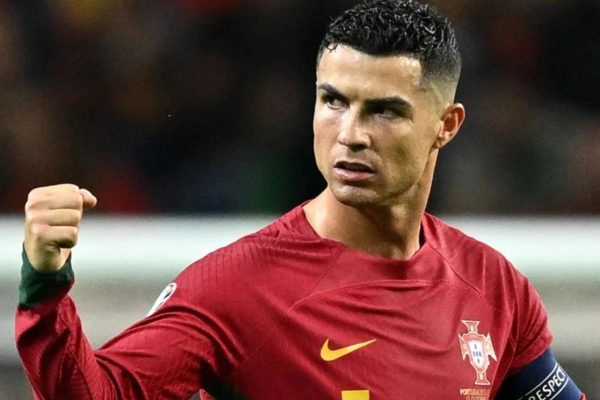 Ronaldo Incar Piala Dunia Terakhir: Akhiri dengan Tangis?