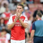 Gyokeres Melempem Lawan Spurs