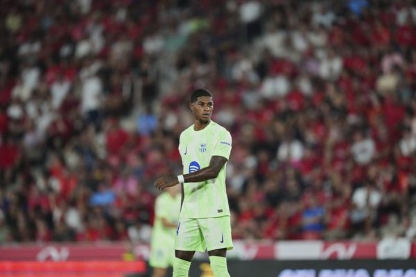 Rashford Cuma Tahan 45 Menit di Debut Barcelona! Hansi Flick Bongkar Alasan di Balik Pergantian Cepat