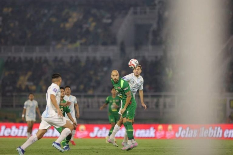 Persebaya Tumbang dari PSIM Yogyakarta