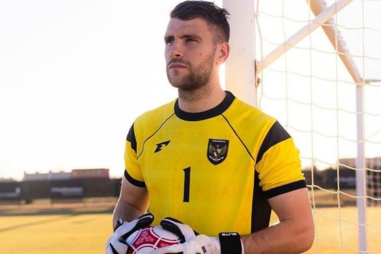 Maarten Paes Beberkan Penyebab Patrick Kluivert Tidak Memanggilnya ke Timnas Indonesia