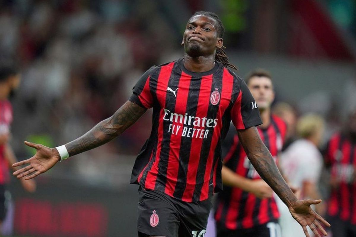 3-5-2 Racikan Allegri di AC Milan