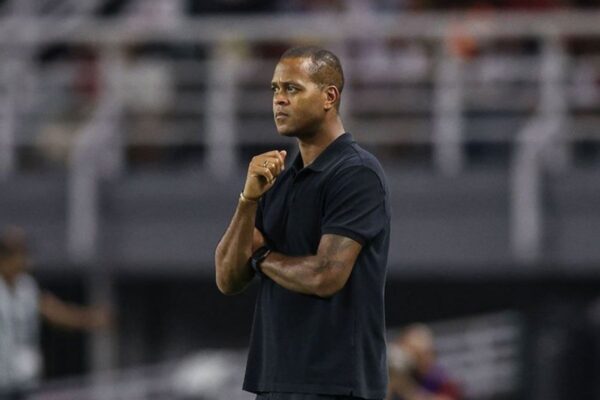 Kluivert Nyalakan Asa Garuda Menuju Piala Dunia 2026